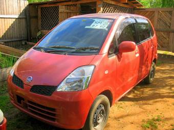 2004 Nissan Moco Photos