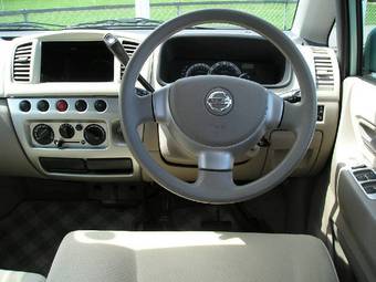 2006 Nissan Moco Pictures