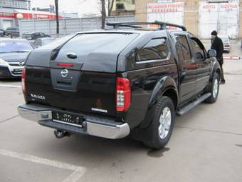 2006 Nissan Navara Images