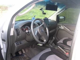 2006 Nissan Navara Photos