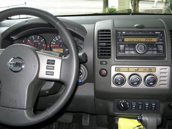 2008 Nissan Navara Pictures
