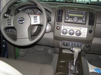 2008 Nissan Navara Photos
