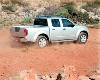 2008 Nissan Navara Photos