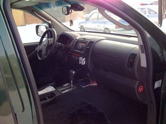 2008 Nissan Navara Pictures