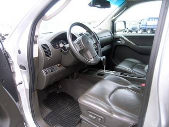 2008 Nissan Navara Pictures