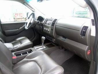 2008 Nissan Navara Photos