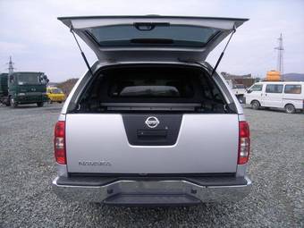 2008 Nissan Navara Images