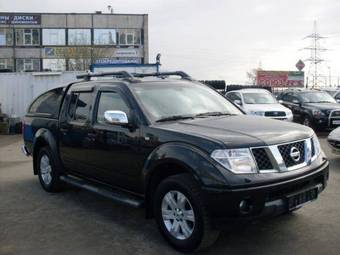 2009 Nissan Navara Photos