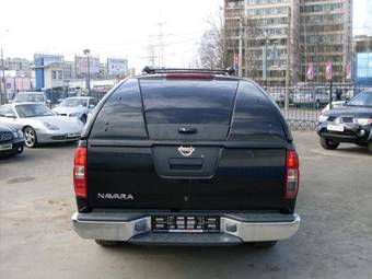 2009 Nissan Navara Images