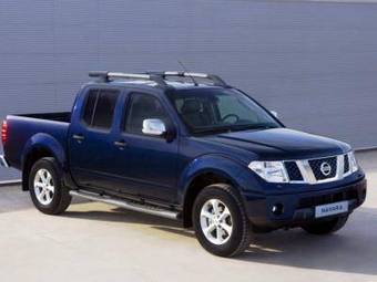 2010 Nissan Navara Photos