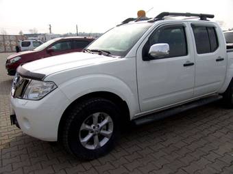 2010 Nissan Navara Photos