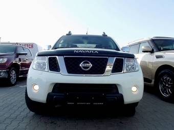2010 Nissan Navara Pics