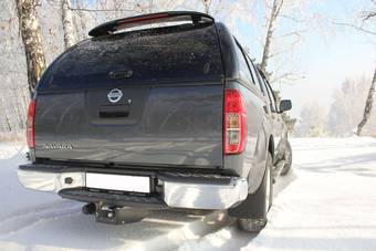 2010 Nissan Navara Pics