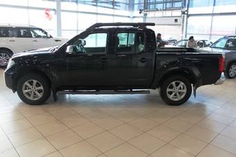 2010 Nissan Navara Photos