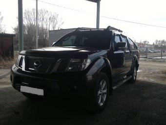 2010 Nissan Navara Photos