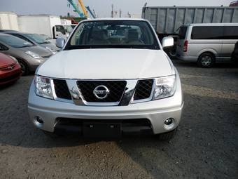 2011 Nissan Navara Photos