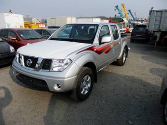 2011 Nissan Navara Pictures