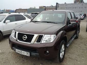 2011 Nissan Navara Photos