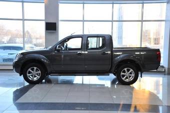 2012 Nissan Navara Pictures