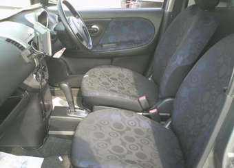2005 Nissan Note Photos