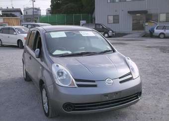 2005 Nissan Note Pictures