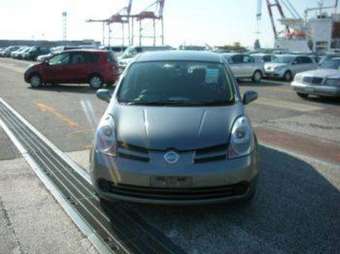 2005 Nissan Note Photos