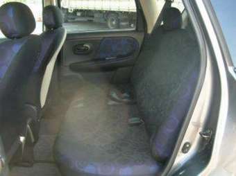 2005 Nissan Note Pictures