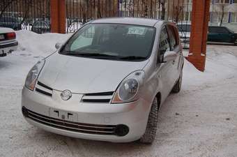 2005 Nissan Note Pics