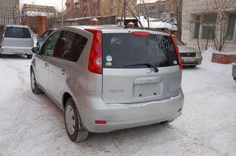2005 Nissan Note Pictures