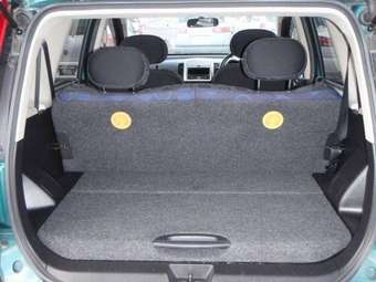 2005 Nissan Note Photos