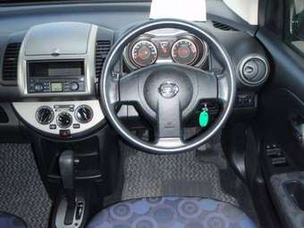 2005 Nissan Note Pictures