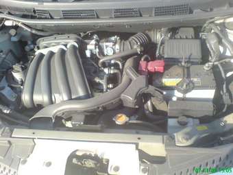 2005 Nissan Note Pictures