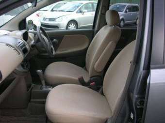 2005 Nissan Note Photos