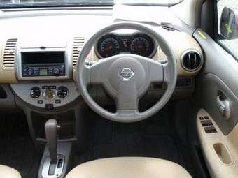 2005 Nissan Note Pictures