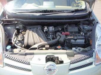 2005 Nissan Note Images