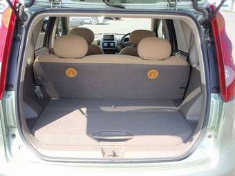 2005 Nissan Note Pictures
