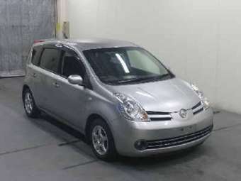 2005 Nissan Note Photos