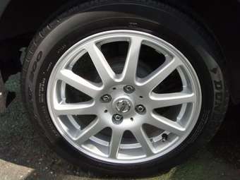 2005 Nissan Note Pictures