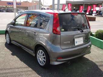 2005 Nissan Note Photos