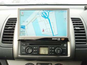 2005 Nissan Note Pics
