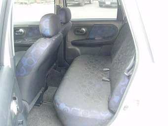 2005 Nissan Note Images