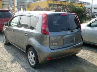 2005 Nissan Note Pictures