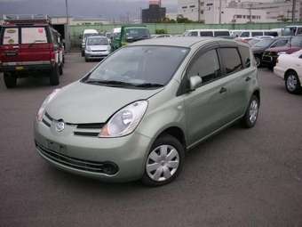 2005 Nissan Note Images