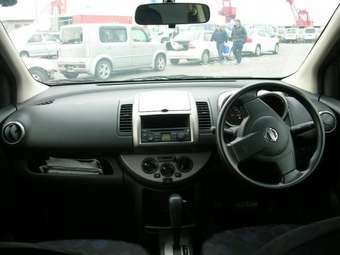 2005 Nissan Note Pictures