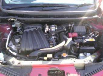 2005 Nissan Note Pictures