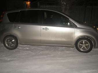 2005 Nissan Note Photos