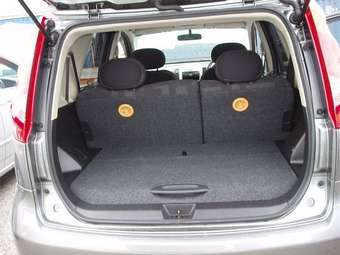 2005 Nissan Note Pics
