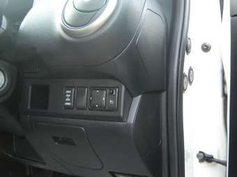 2005 Nissan Note Photos