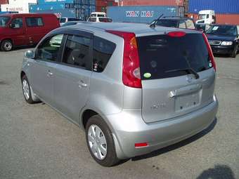 2005 Nissan Note Pictures