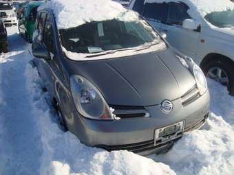 2005 Nissan Note Pictures